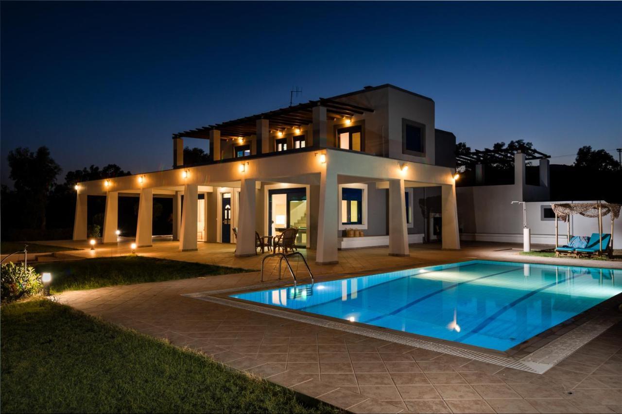The "Perfect Beach House" Villa Лахания Екстериор снимка