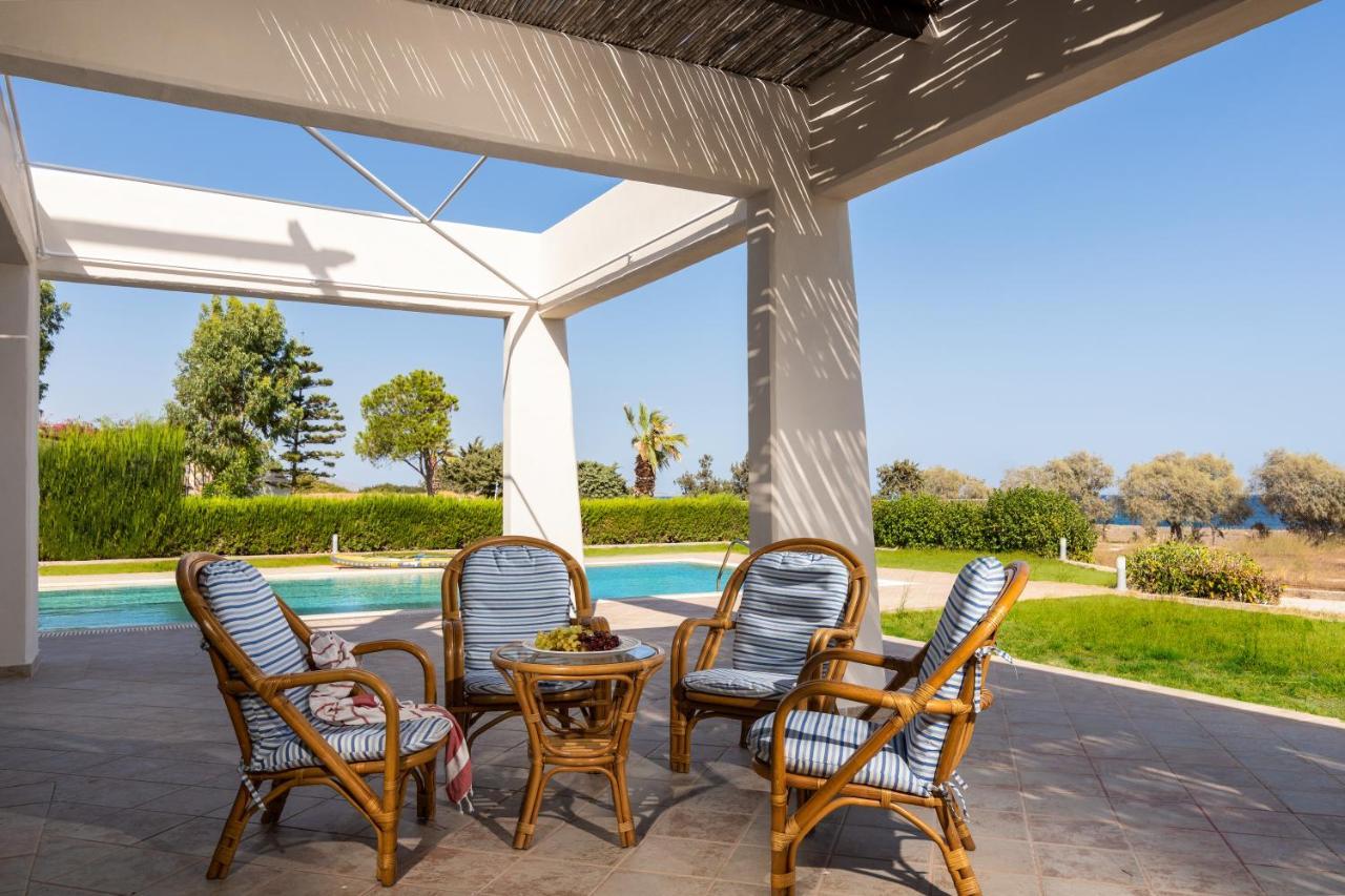 The "Perfect Beach House" Villa Лахания Екстериор снимка